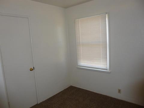 19552 Richardson Rd, Strathmore, CA 93267 photo 17
