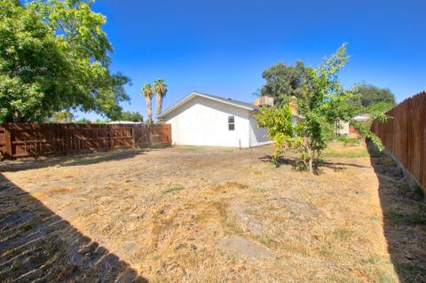 119 Evergreen Ave, Visalia, CA 93277 photo 16