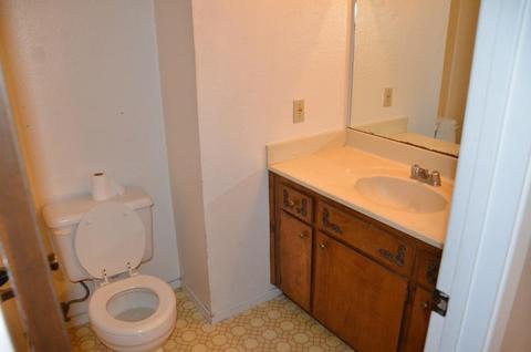 40 N 19th Ave #B, Lemoore, CA 93245 photo 12