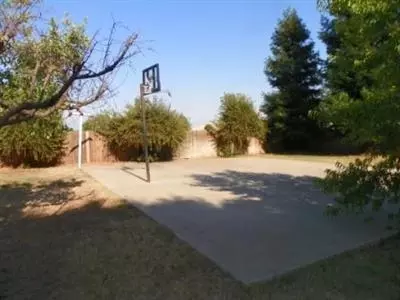 19554 Road 236, Strathmore, CA 93267 photo 2