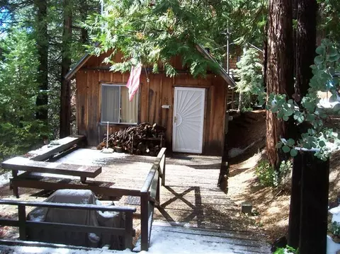 52004 Sequoia Dr, Cedar Slope, CA 93265 photo 2