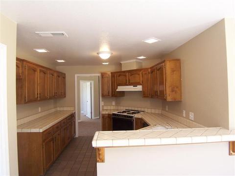 33246 Globe Dr, Springville, CA 93265 photo 10