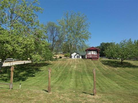 33246 Globe Dr, Springville, CA 93265 photo 2