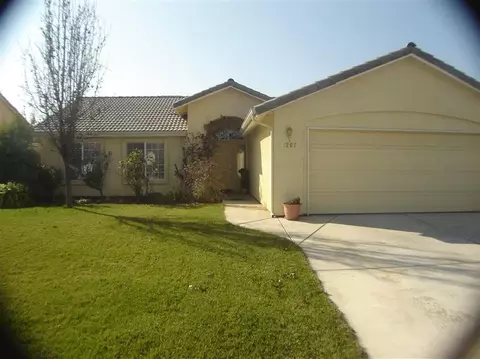 1267 Patsy St, Porterville, CA 93257 photo 1