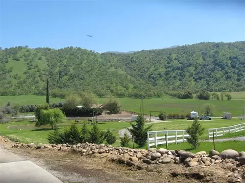 33508 Globe Dr, Springville, CA 93265 photo 13