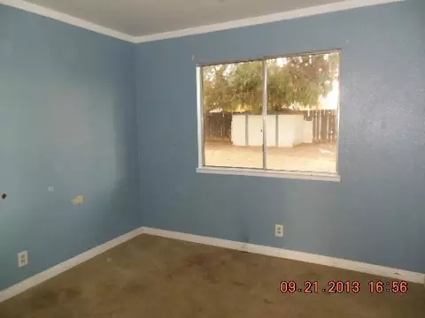 328 Beverly Pl, Exeter, CA 93221 photo 6