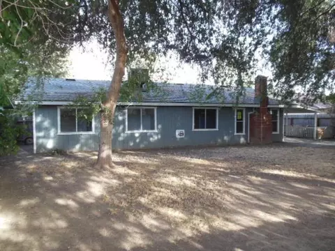 328 Beverly Pl, Exeter, CA 93221 photo 12