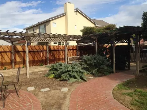 498 Camden, Lemoore, CA 93245 photo 9