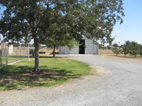 5744 Road 234, Ducor, CA 93218 photo 2