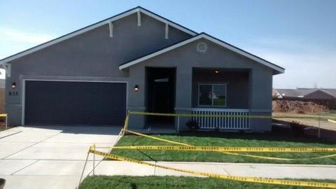 835 Maple Ave, Lindsay, CA 93247 photo 2