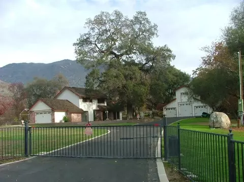 33751 Globe Dr, Springville, CA 93265 photo 1