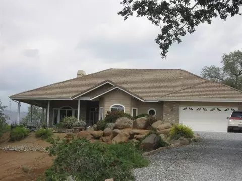 16478 Bonner Dr, Springville, CA 93265 photo 1