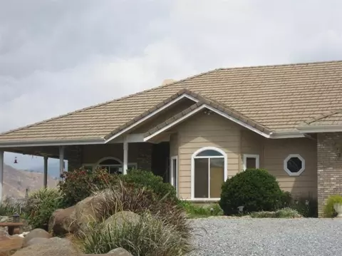 16478 Bonner Dr, Springville, CA 93265 photo 2
