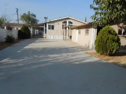 20792 Chaney Dr, Richgrove, CA 93261 photo 1
