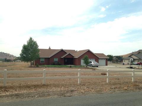 33005 Globe Dr, Springville, CA 93265 photo 2