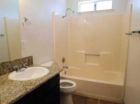 1111 N Patsy Dr, Porterville, CA 93257 photo 11
