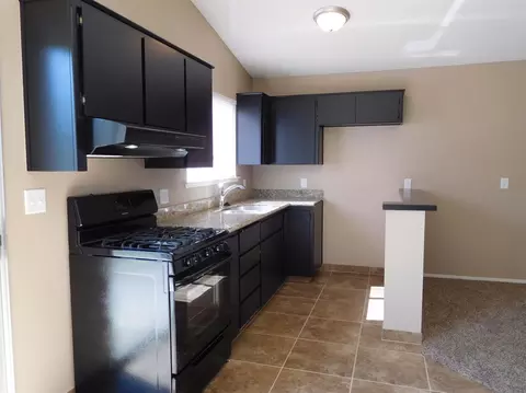 1111 N Patsy Dr, Porterville, CA 93257 photo 17