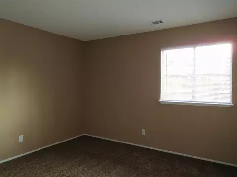 1111 N Patsy Dr, Porterville, CA 93257 photo 7
