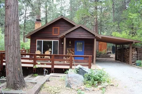643 Loop Dr, Camp Nelson, CA 93208 photo 1