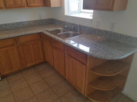 16551 Crystal St, Tulare, CA 93274 photo 4