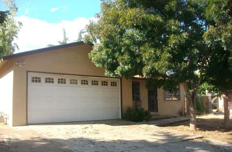 19461 Wallace Rd, Strathmore, CA 93267 photo 2