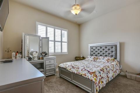 3733 W Clinton Ave, Visalia, CA 93291 photo 14