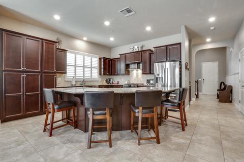 3733 W Clinton Ave, Visalia, CA 93291 photo 6