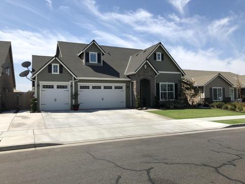 3733 W Clinton Ave, Visalia, CA 93291 photo 1