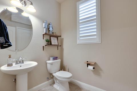 3733 W Clinton Ave, Visalia, CA 93291 photo 4
