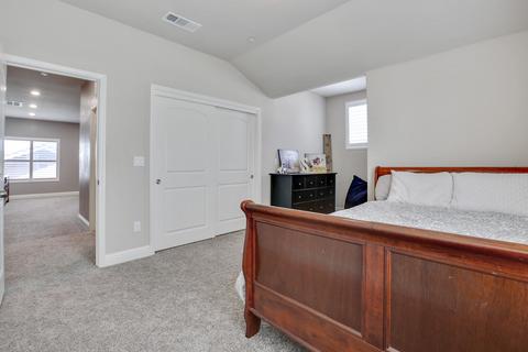 3733 W Clinton Ave, Visalia, CA 93291 photo 23