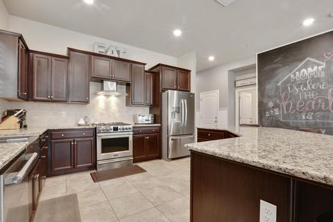 3733 W Clinton Ave, Visalia, CA 93291 photo 16
