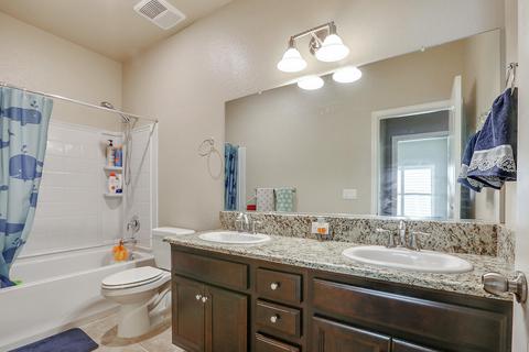 3733 W Clinton Ave, Visalia, CA 93291 photo 22