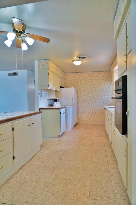 269 W Spring Ln, Lemoore, CA 93245 photo 7