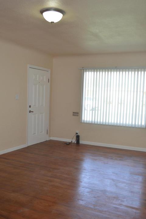 621 N O St, Tulare, CA 93274 photo 4