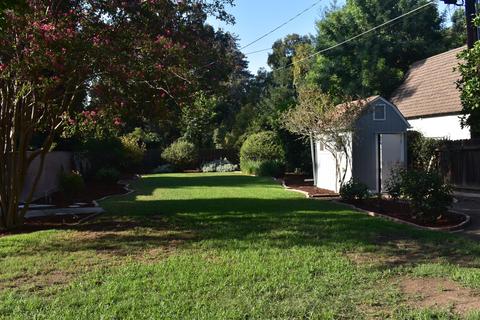 1403 W Beverly Dr, Visalia, CA 93277 photo 9