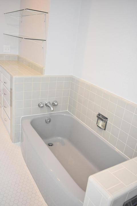 1403 W Beverly Dr, Visalia, CA 93277 photo 30