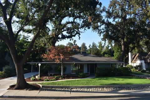 1403 W Beverly Dr, Visalia, CA 93277 photo 5