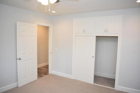 1403 W Beverly Dr, Visalia, CA 93277 photo 28
