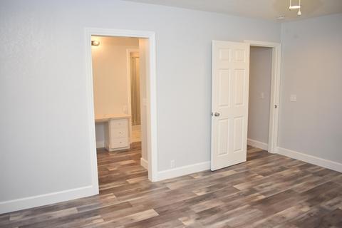 1403 W Beverly Dr, Visalia, CA 93277 photo 34