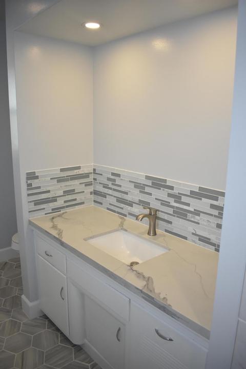 1403 W Beverly Dr, Visalia, CA 93277 photo 41