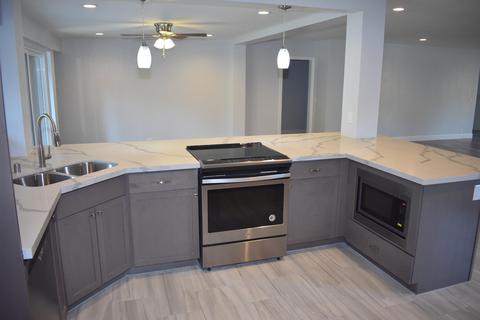1403 W Beverly Dr, Visalia, CA 93277 photo 52