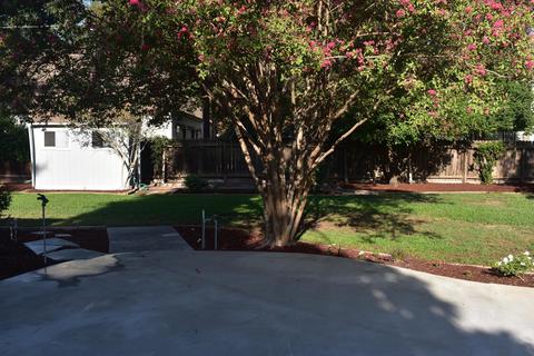1403 W Beverly Dr, Visalia, CA 93277 photo 14