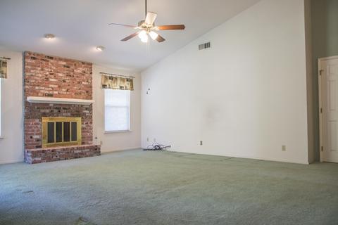 209 Windsor Ct, Exeter, CA 93221 photo 8