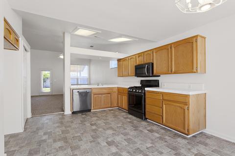 1613 Victor Ave, Visalia, CA 93292 photo 13