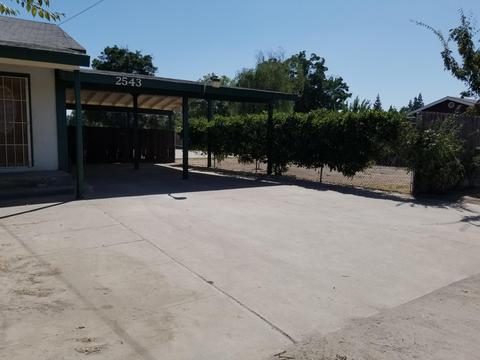 2543 E Goshen Ave, Visalia, CA 93292 photo 3