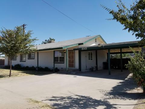 2543 E Goshen Ave, Visalia, CA 93292 photo 1