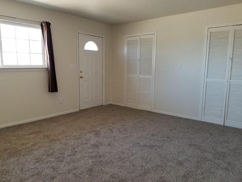 2543 E Goshen Ave, Visalia, CA 93292 photo 9