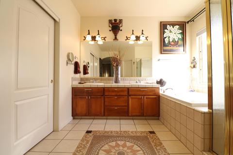 3411 E Howard Ct, Visalia, CA 93292 photo 27