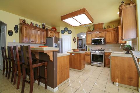 3411 E Howard Ct, Visalia, CA 93292 photo 10