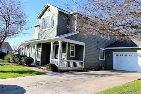 370 E Abbott Ave, Reedley, CA 93654 photo 2